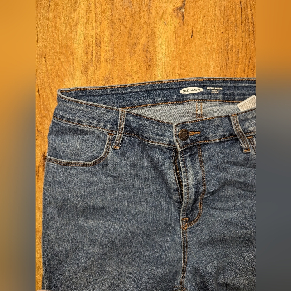 Old Navy skinny jeans